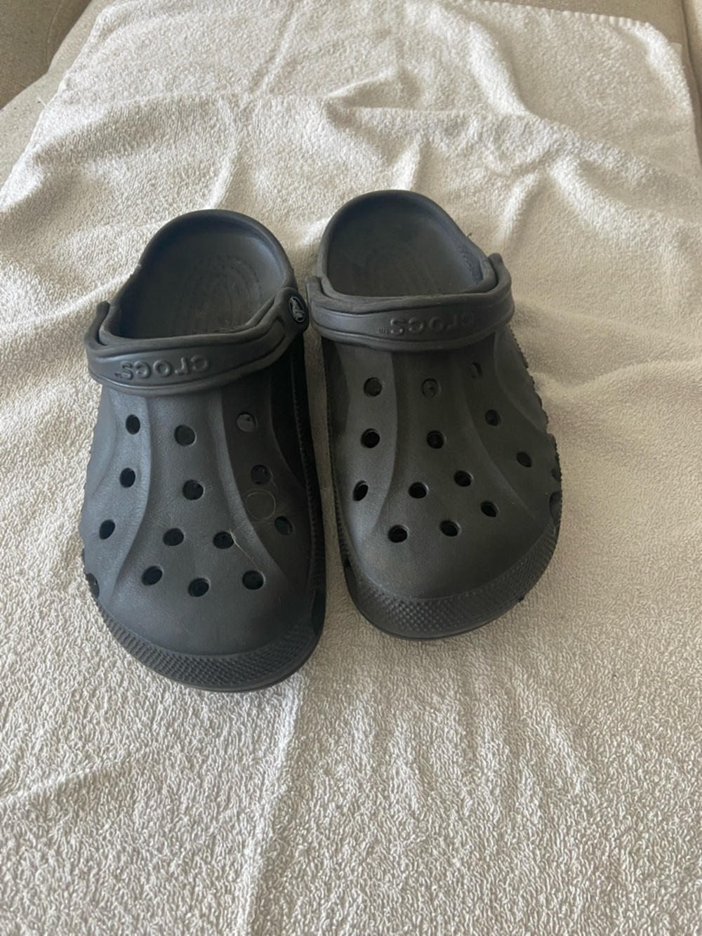 CROCS Black Classic-Style Slip-On Clogs